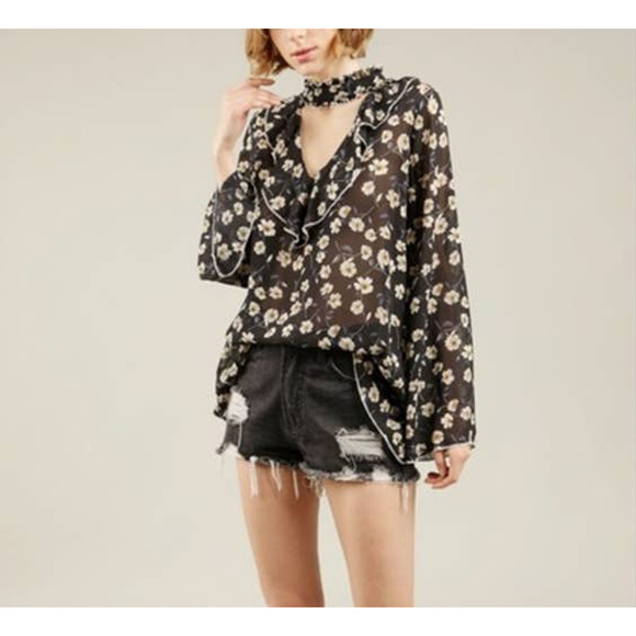 POL Bella Boho Peasant Bell Sleeve Long Sleeve Blouse Top NWOT Size Small - Picture 2 of 10